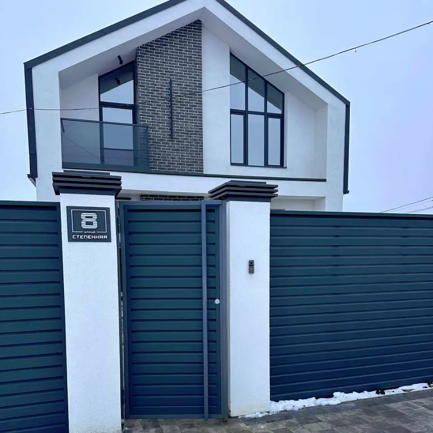 Фото 3 забор жалюзийный ХайТек 7024 МАТТЕ Серый Графит двусторонний матовый